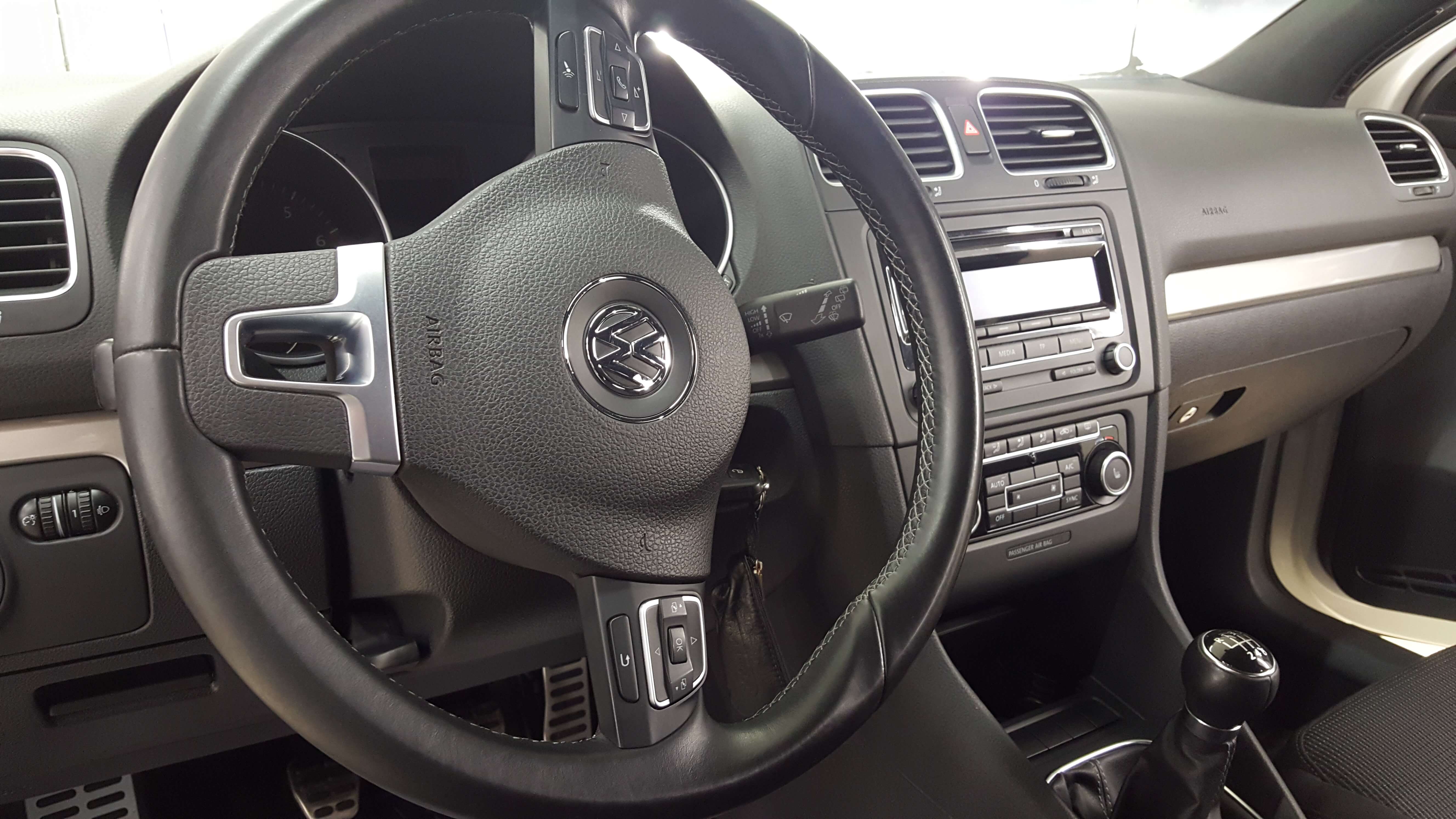 Реставрация пластика салона автомобиля